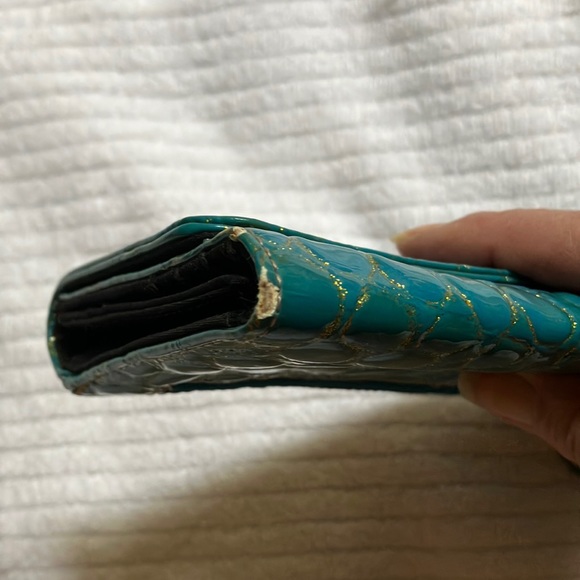 Kathy Van Zeeland blue/gold wallet nice pebble detail - Picture 8 of 12